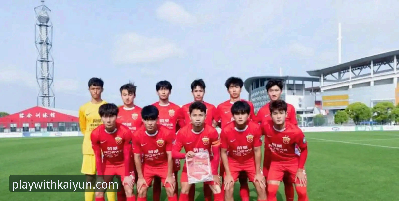 青岛海牛3-1力克上海海港深度评测：13年宿命终结背后的战术密码